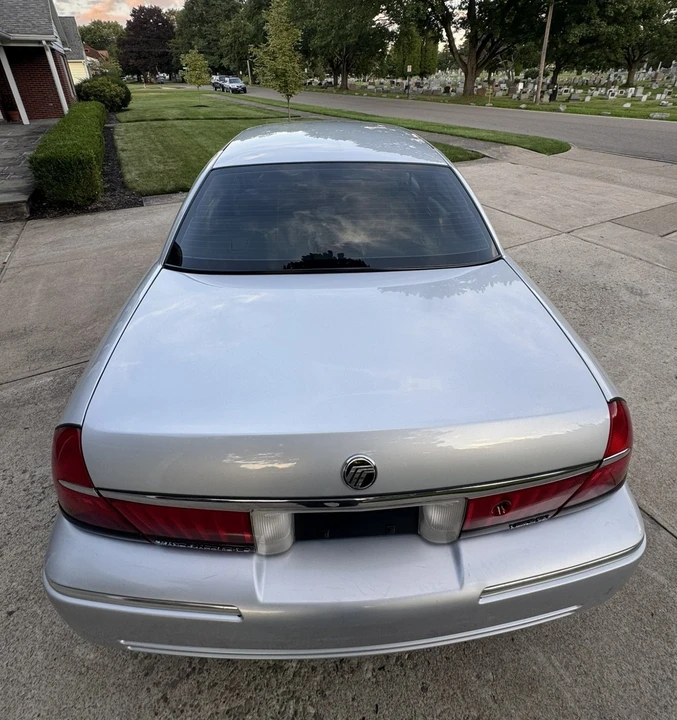 2002 Mercury Grand Marquis - Image 5 of 31