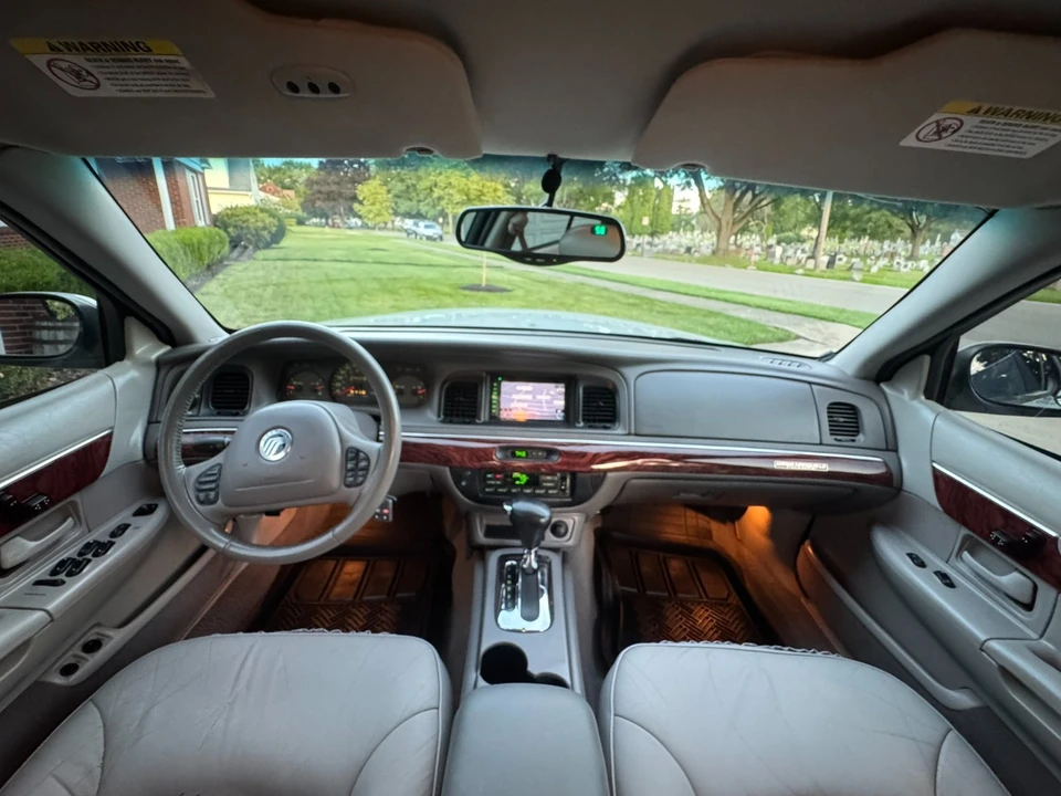 2002 Mercury Grand Marquis - Image 17 of 31