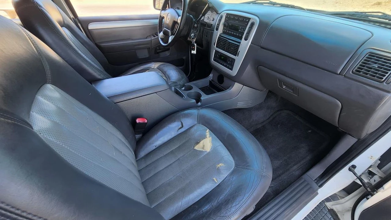 2002 Mercury - Image 10 of 12