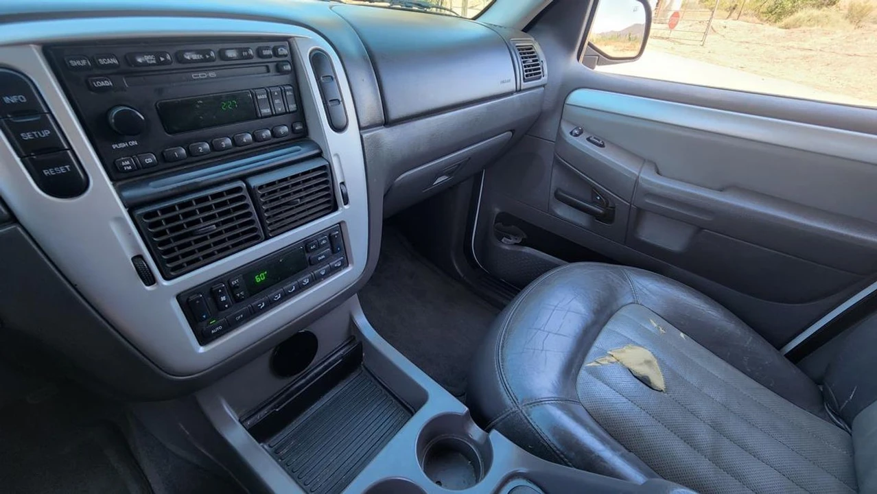 2002 Mercury - Image 21 of 31