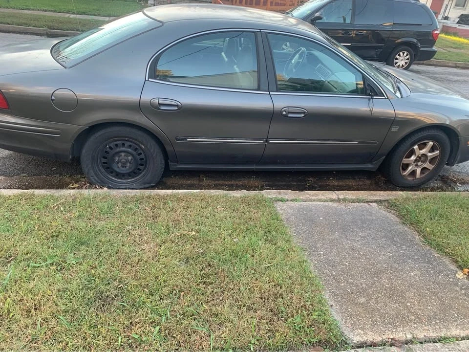2002 Mercury Sable - Image 6 of 8