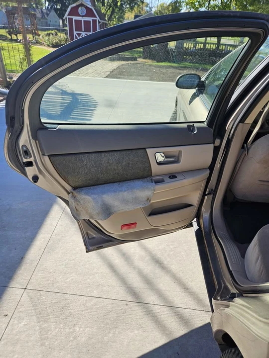 2002 Mercury Sable - Image 9 of 20