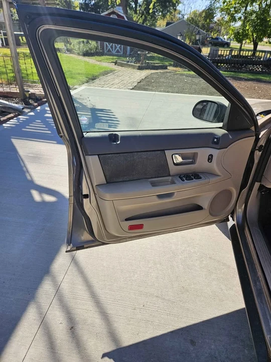 2002 Mercury Sable - Image 8 of 20