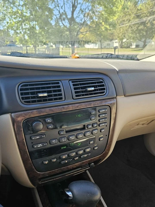 2002 Mercury Sable - Image 17 of 20