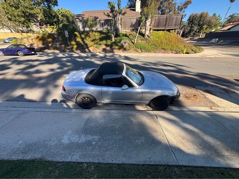 2002 Mazda NB MX-5 Miata - Image 4 of 7
