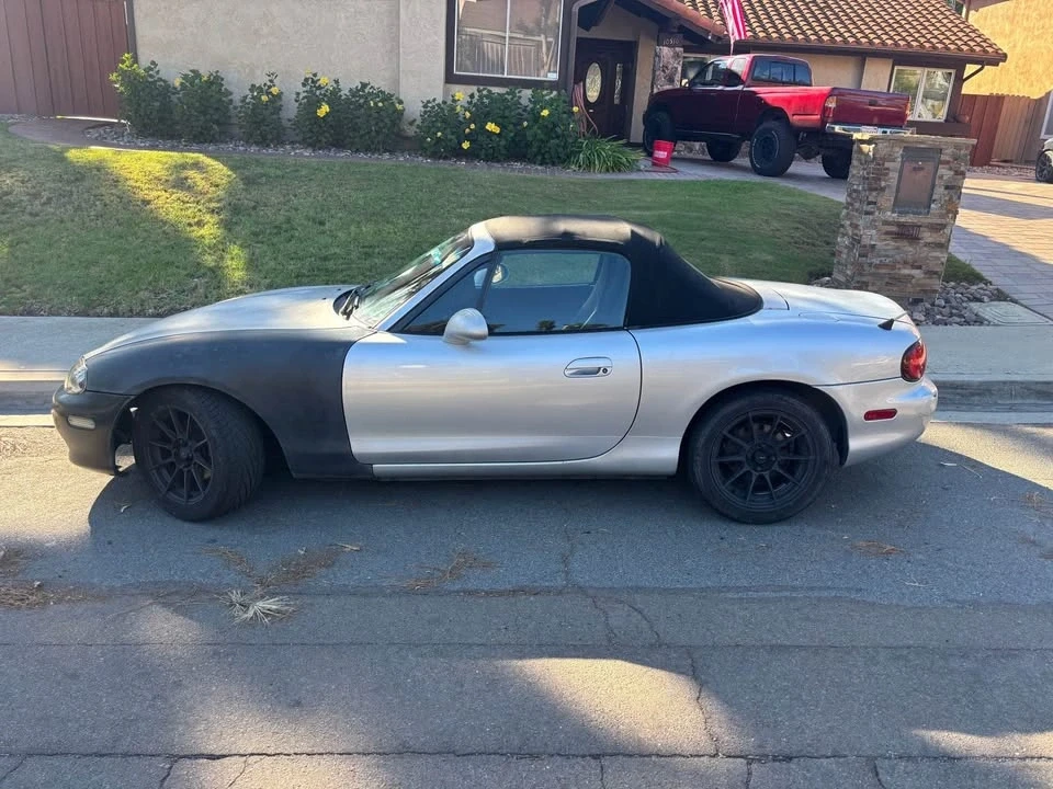 2002 Mazda NB MX-5 Miata - Image 3 of 7