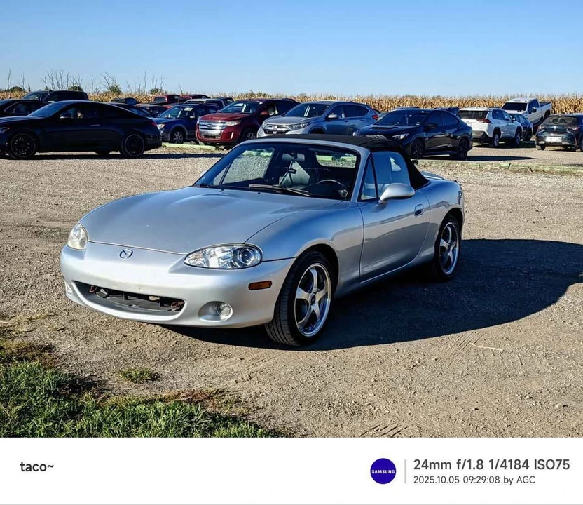 2002 Mazda NB MX-5 Miata - Image 7 of 10