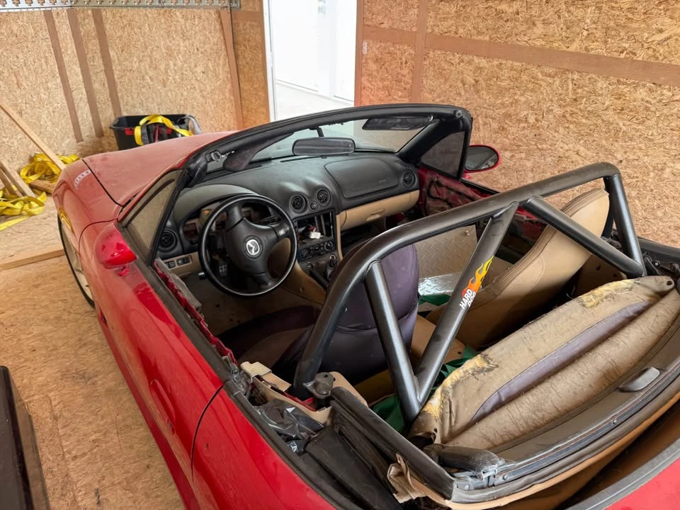 2002 Mazda NB MX-5 Miata - Image 6 of 10