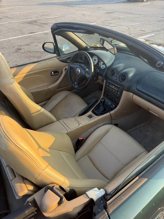 2002 Mazda NB MX-5 Miata - Image 8 of 15