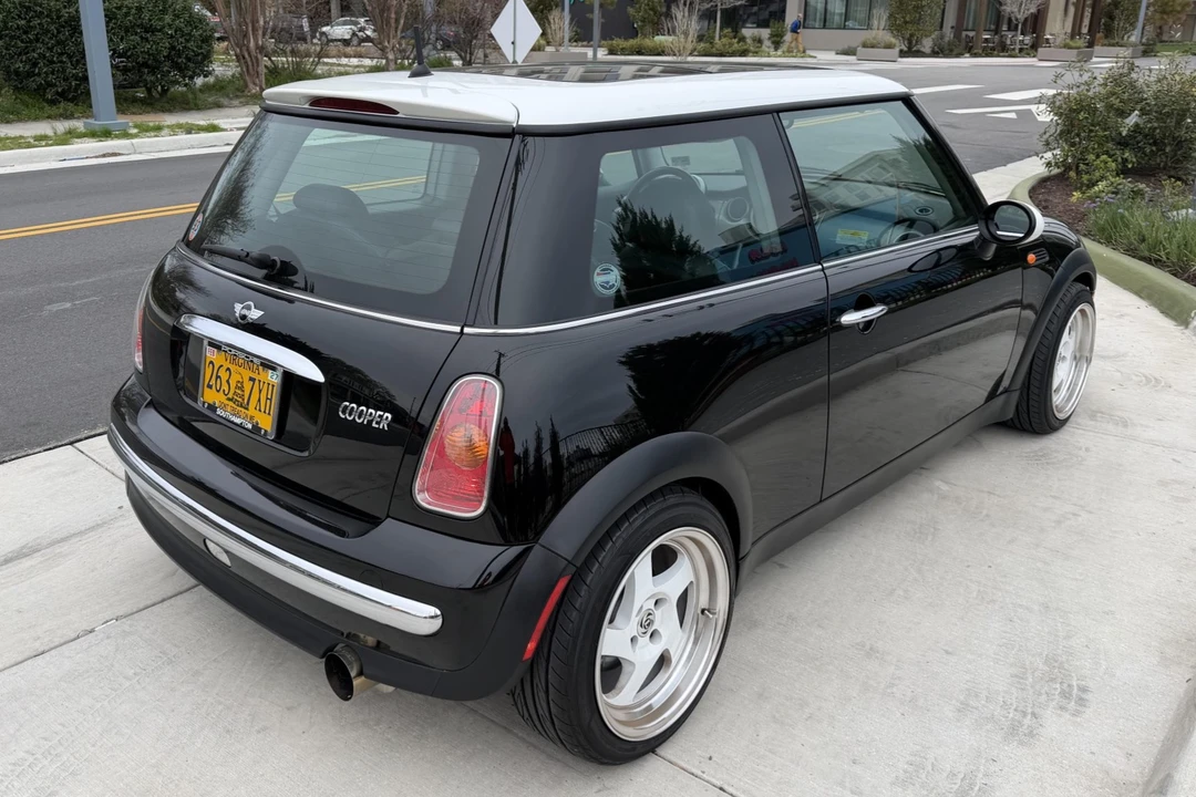 2002 Mini Mini 1st Gen - Image 2 of 8