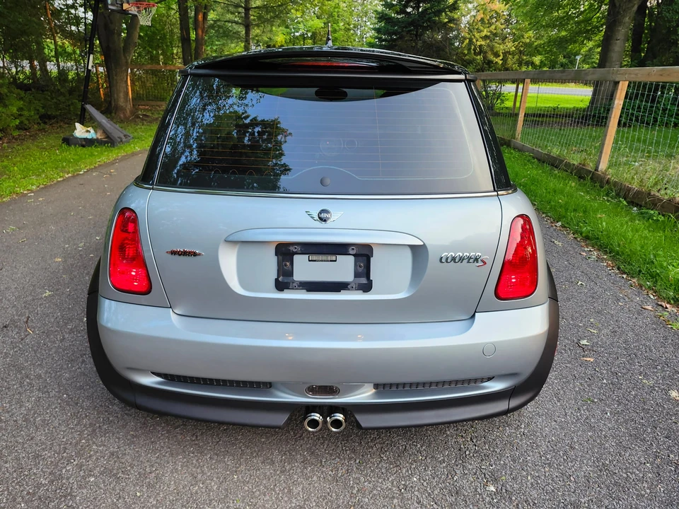 2002 Mini Mini Cooper S 1st Gen - Image 15 of 31