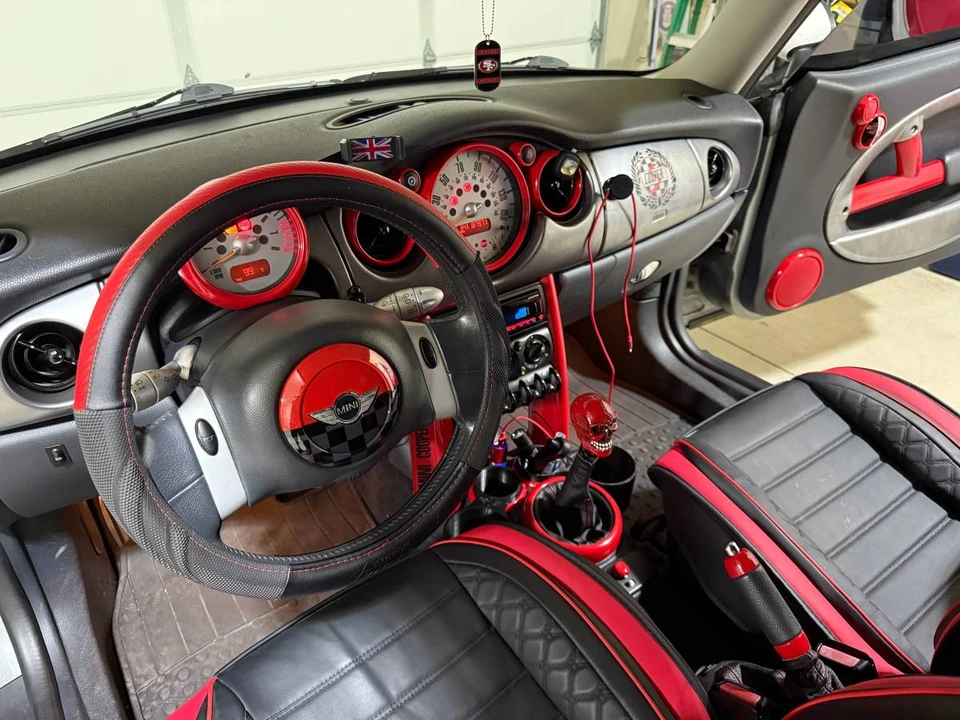 2002 Mini Mini Cooper S 1st Gen - Image 5 of 7
