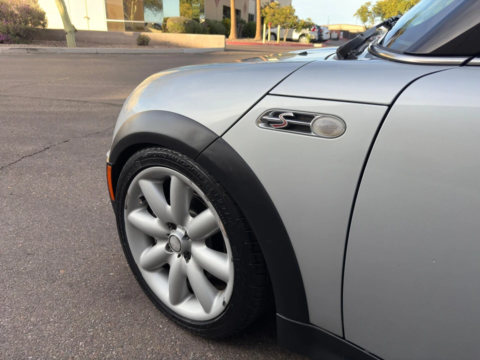 2002 Mini Mini Cooper S 1st Gen - Image 11 of 31