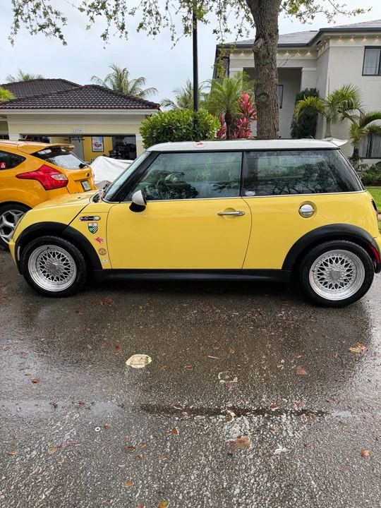 2002 Mini Mini Cooper S 1st Gen - Image 12 of 16