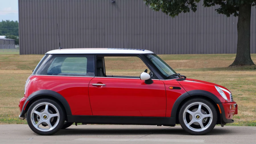 2002 Mini Mini 1st Gen - Image 2 of 12