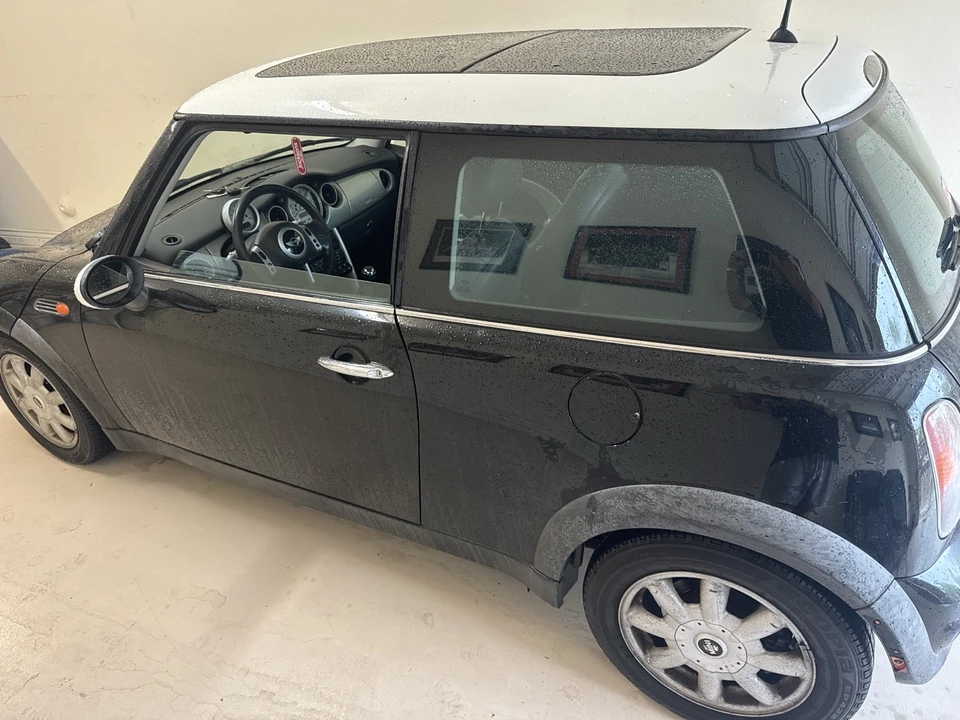 2002 Mini Mini 1st Gen - Image 2 of 6