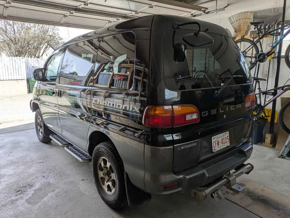 2002 Mitsubishi Delica 4th Gen - Image 9 of 13