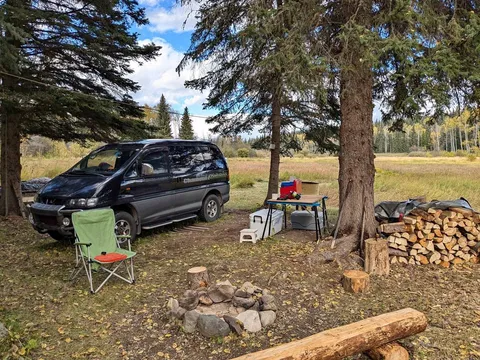 2002 Mitsubishi Delica Space Gear