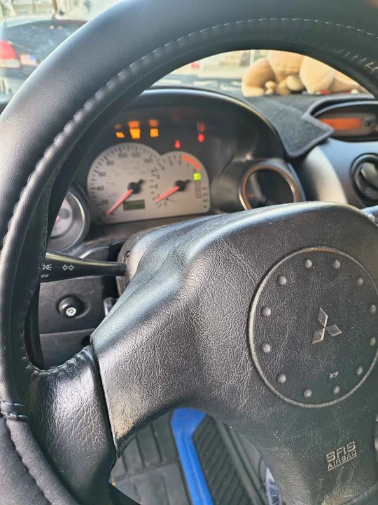 2002 Mitsubishi 3000GT Series 3 - Image 3 of 12
