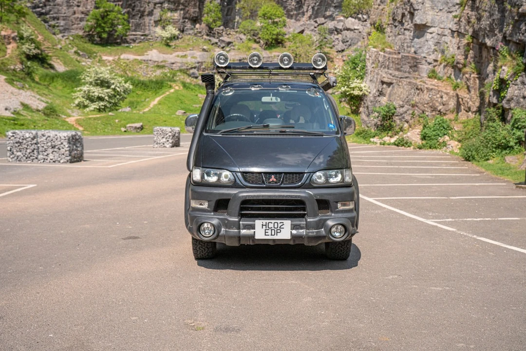 2002 Mitsubishi Delica 4th Gen - Image 8 of 30