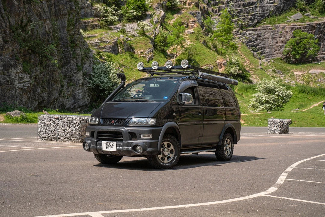 2002 Mitsubishi Delica 4th Gen - Image 5 of 30