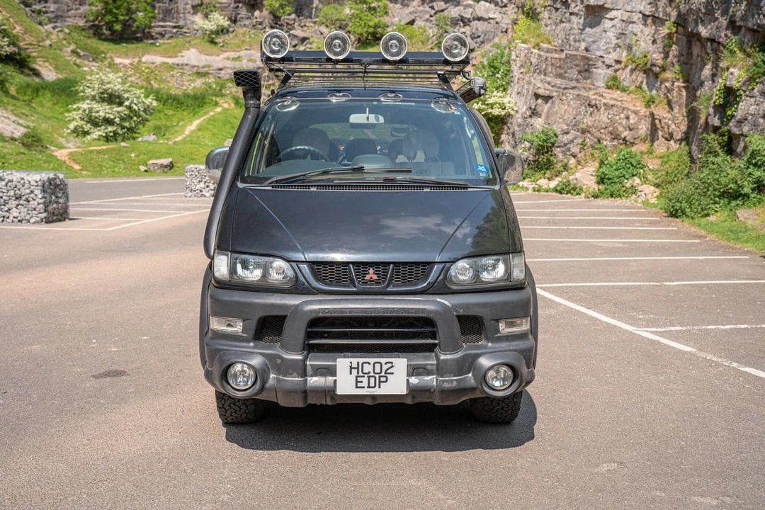 2002 Mitsubishi Delica 4th Gen - Image 7 of 30