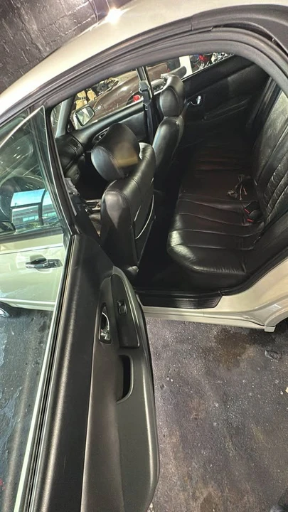 2002 Mitsubishi Diamante 2nd Gen - Image 2 of 8