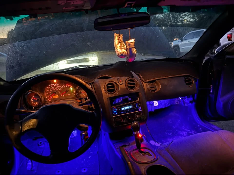 2002 Mitsubishi Eclipse 3rd Gen - Image 3 of 18