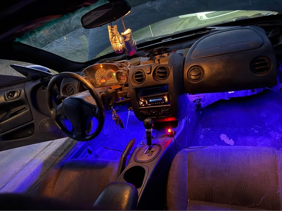 2002 Mitsubishi Eclipse 3rd Gen - Image 6 of 18