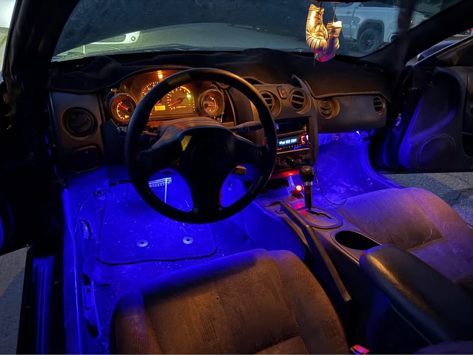 2002 Mitsubishi Eclipse 3rd Gen - Image 2 of 18