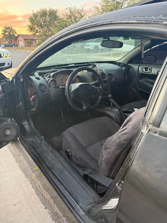 2002 Mitsubishi Eclipse 3rd Gen - Image 14 of 18