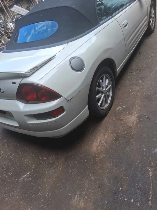 2002 Mitsubishi Eclipse 3rd Gen - Image 5 of 11