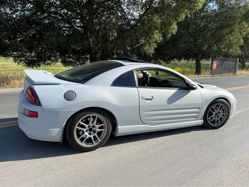 2002 Mitsubishi Eclipse 3rd Gen - Image 4 of 8