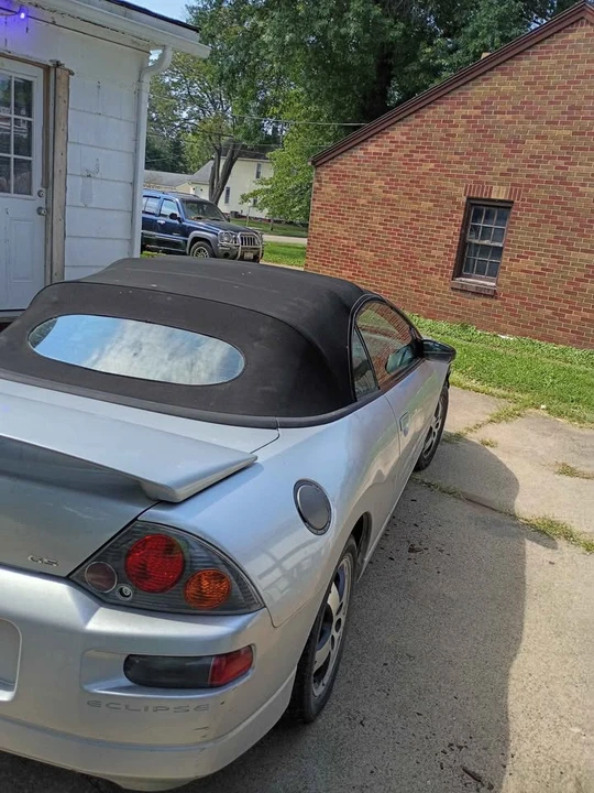 2002 Mitsubishi Eclipse 3rd Gen - Image 3 of 4