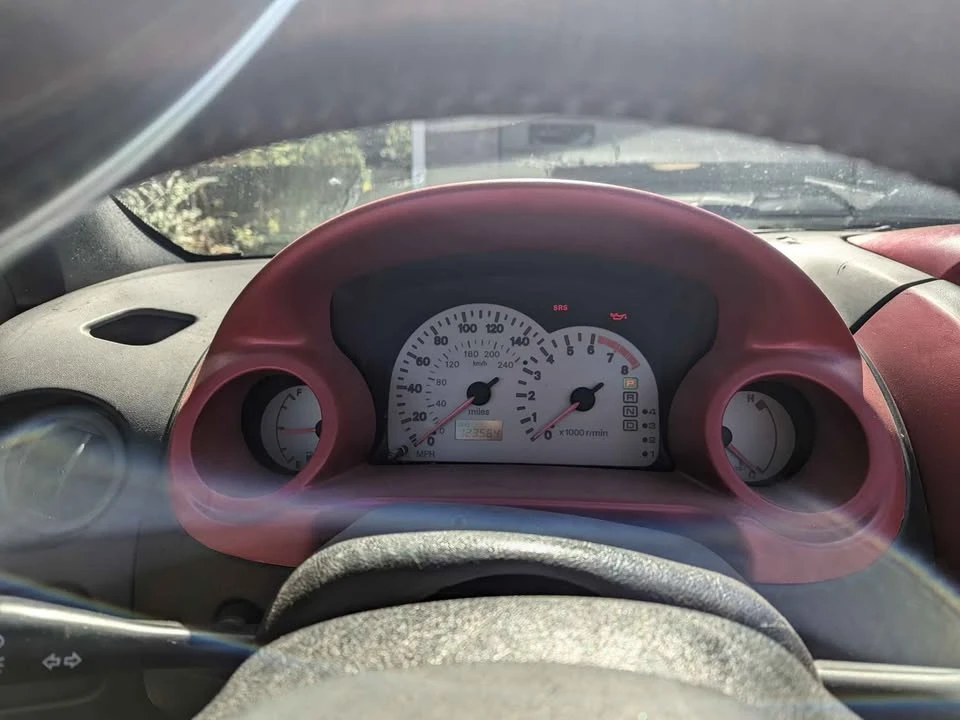 2002 Mitsubishi Eclipse 3rd Gen - Image 8 of 10