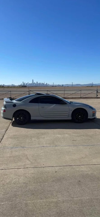 2002 Mitsubishi Eclipse 3rd Gen - Image 4 of 4