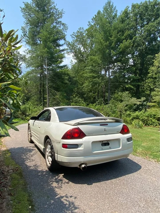 2002 Mitsubishi Eclipse 3rd Gen - Image 2 of 20