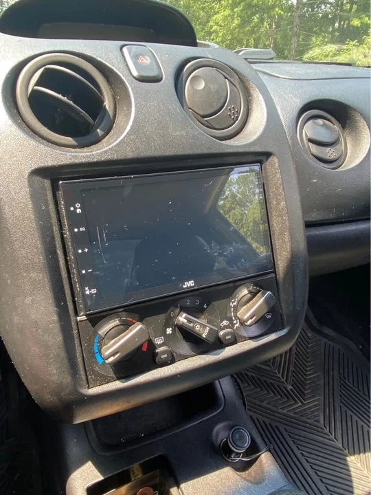 2002 Mitsubishi Eclipse 3rd Gen - Image 10 of 20