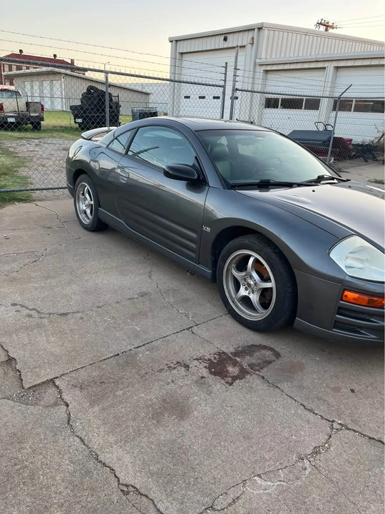2002 Mitsubishi Eclipse 3rd Gen - Image 3 of 10