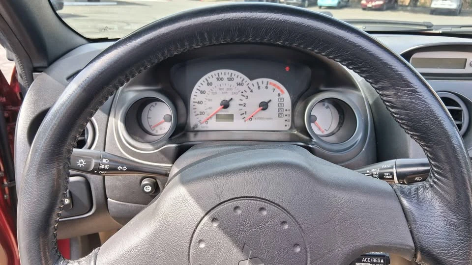 2002 Mitsubishi Eclipse 3rd Gen - Image 12 of 16
