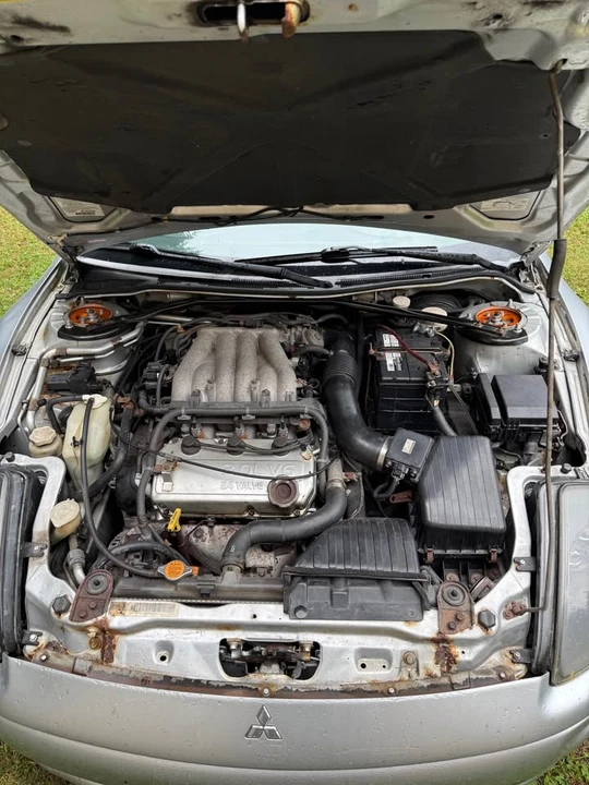 2002 Mitsubishi Eclipse 3rd Gen - Image 12 of 14