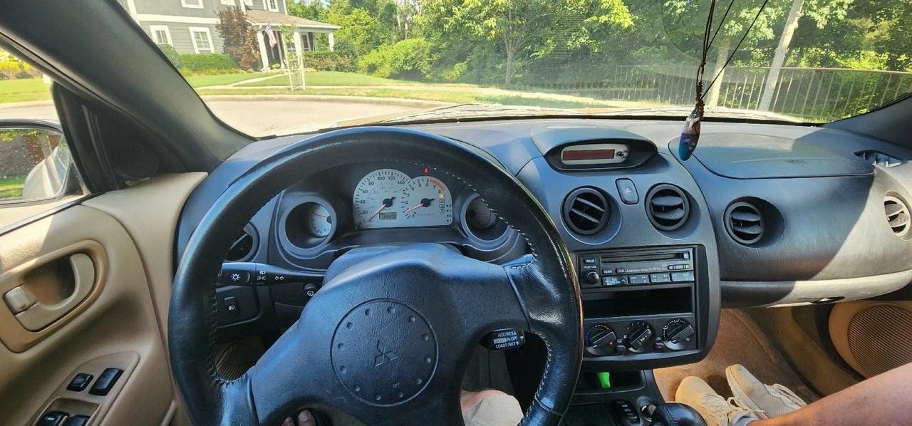 2002 Mitsubishi Eclipse 3rd Gen - Image 12 of 15