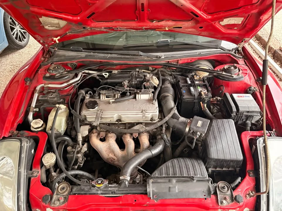 2002 Mitsubishi Eclipse 3rd Gen - Image 4 of 5