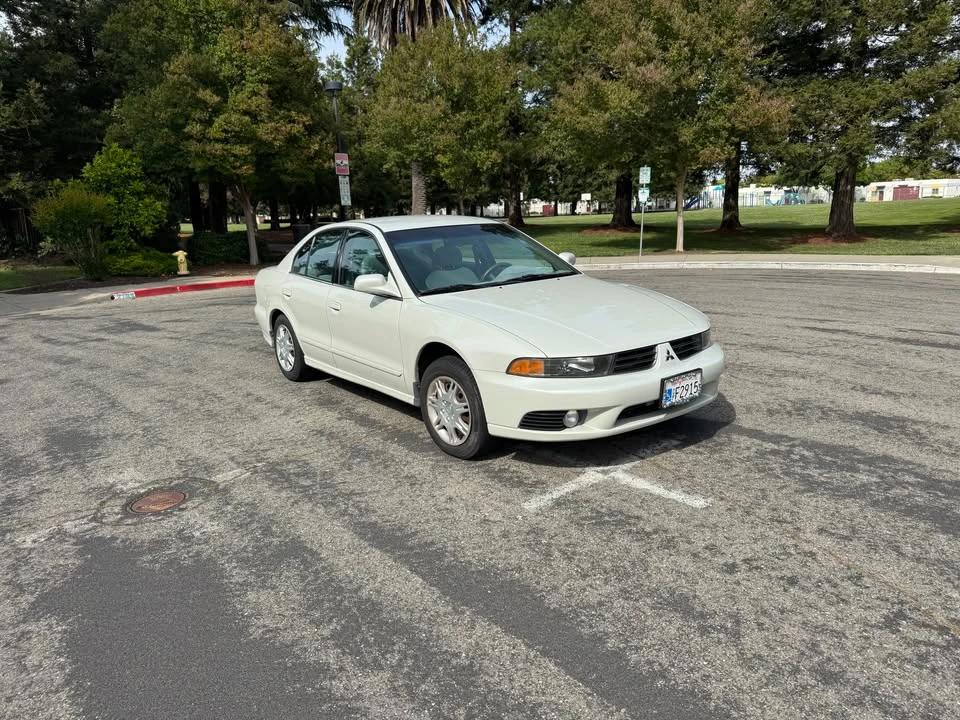 2002 Mitsubishi Galant 8th Gen - Image 2 of 12