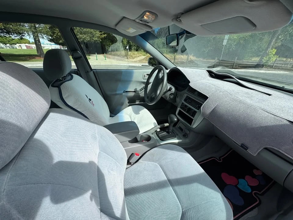 2002 Mitsubishi Galant 8th Gen - Image 9 of 12