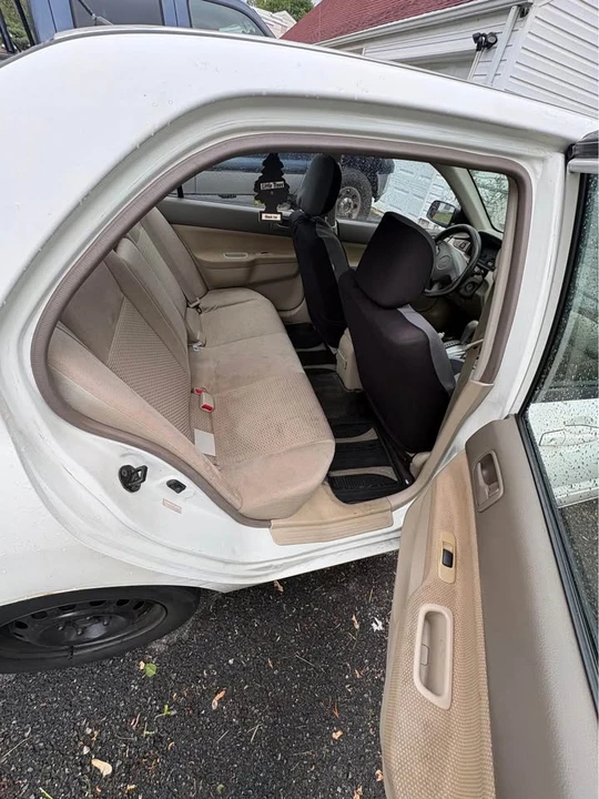 2002 Mitsubishi Lancer 8th Gen - Image 10 of 10