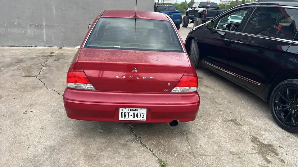 2002 Mitsubishi Lancer - Image 3 of 4