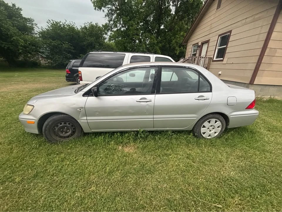 2002 Mitsubishi Lancer 8th Gen - Image 2 of 7