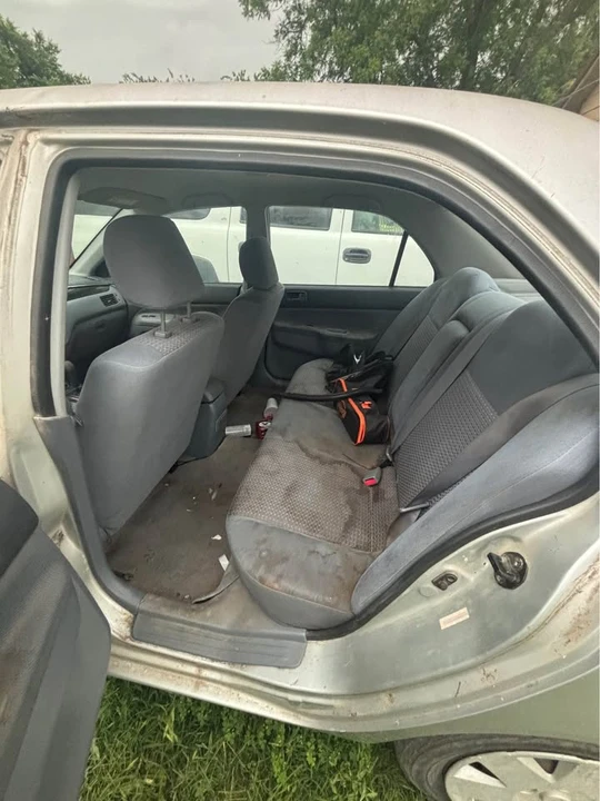 2002 Mitsubishi Lancer 8th Gen - Image 5 of 7