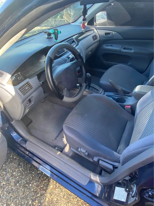 2002 Mitsubishi Lancer 8th Gen - Image 6 of 13